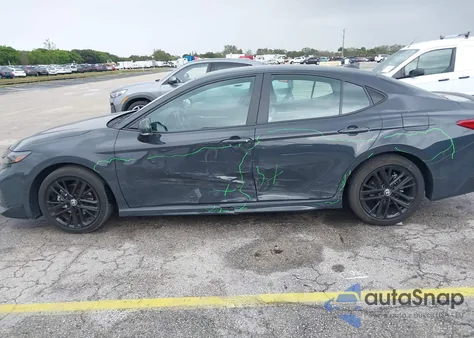 2025 Toyota Camry Se z USA, uszkodzony, nr VIN 4T1DAACK9SU090080